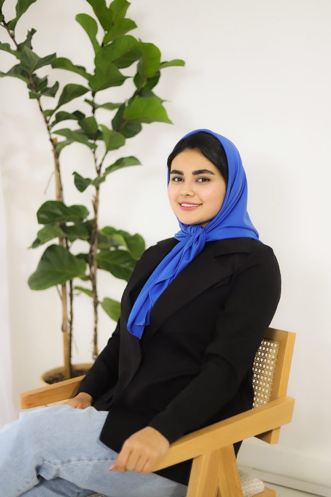 زینب سبحانی